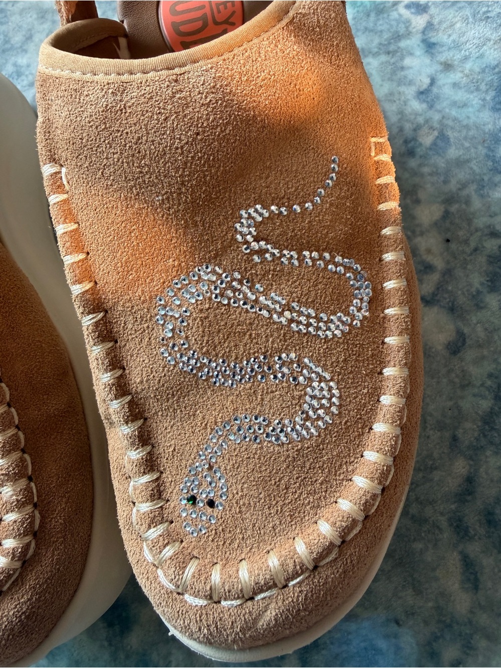 Hey Dude Delray Clog Suede Size 8 - customized with crystal snake decal - Picture 7 of 13